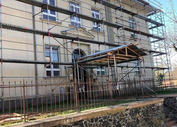 Rekonstrukce azylového domu je v plném proudu